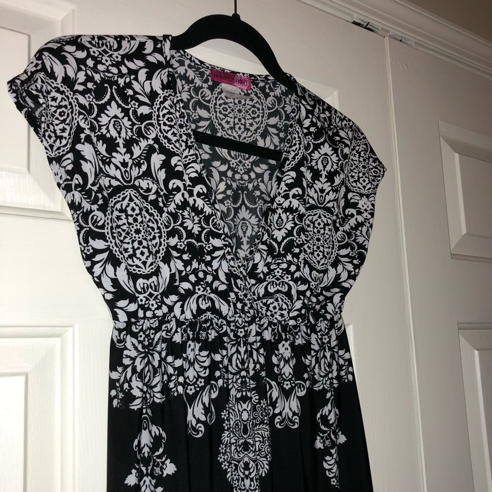 Body Central Black and White Dresss
